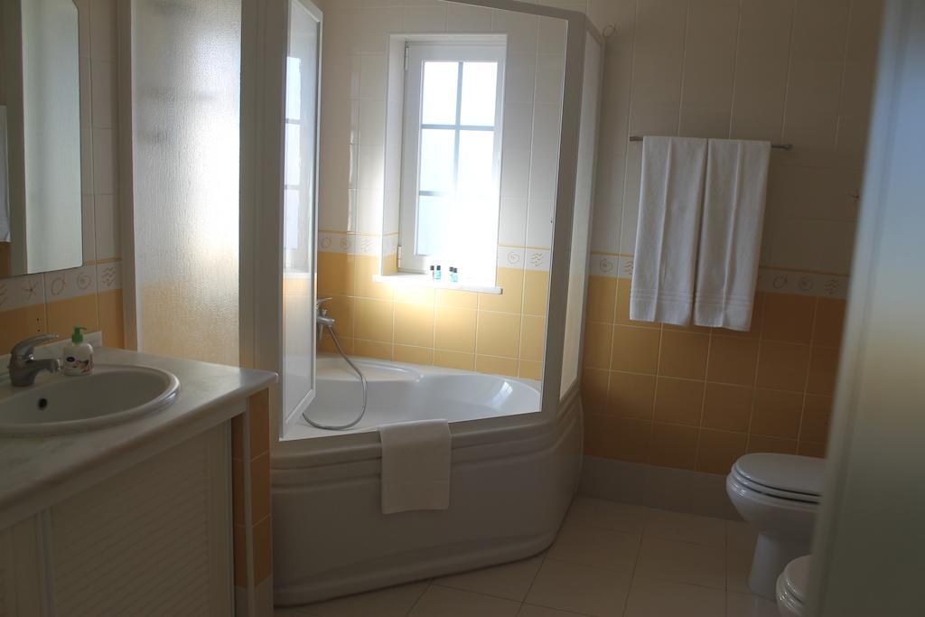 מלון לאגוּ‏ש Casa Dos Cedros חדר תמונה